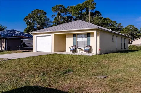 1585 17th Court SW Vero Beach FL 32962