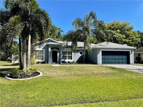 2449 SE Mariposa Avenue Port St. Lucie FL 34952