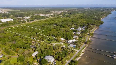 3117 N Indian River Drive Fort Pierce FL 34946