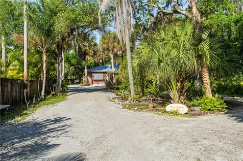 3117 N Indian River Drive Fort Pierce FL 34946
