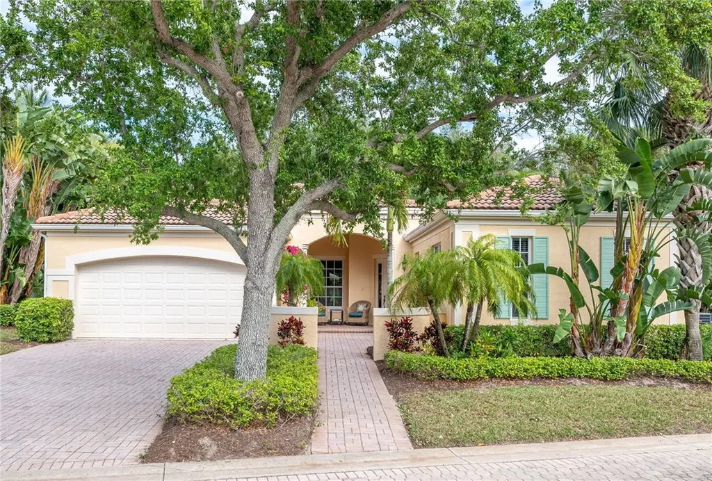 9480 E Maiden Court Vero Beach FL 32963