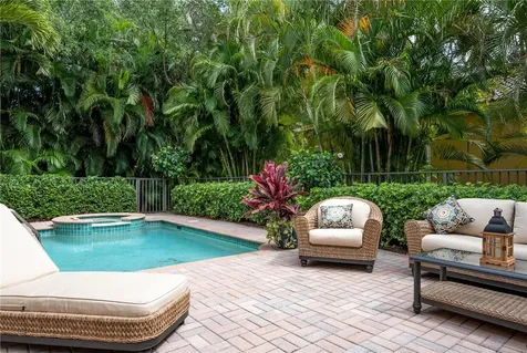 9480 E Maiden Court Vero Beach FL 32963