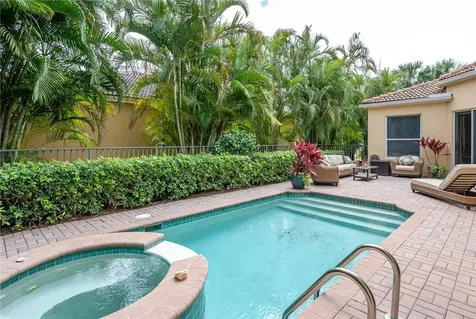 9480 E Maiden Court Vero Beach FL 32963