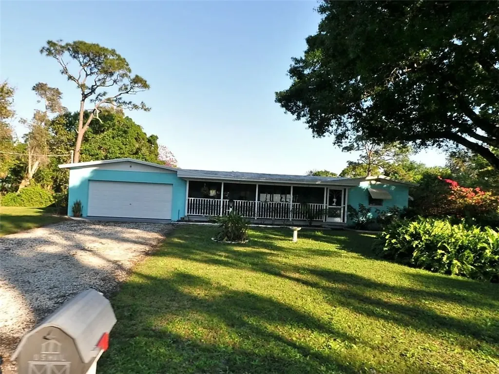 4690 Jorgensen Road Fort Pierce FL 34981