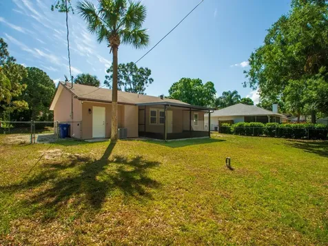 1625 Whitmore Street Sebastian FL 32958