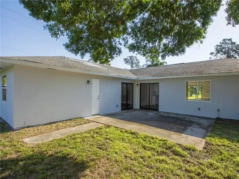 153 Harris Drive Sebastian FL 32958