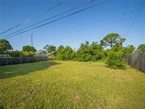 153 Harris Drive Sebastian FL 32958
