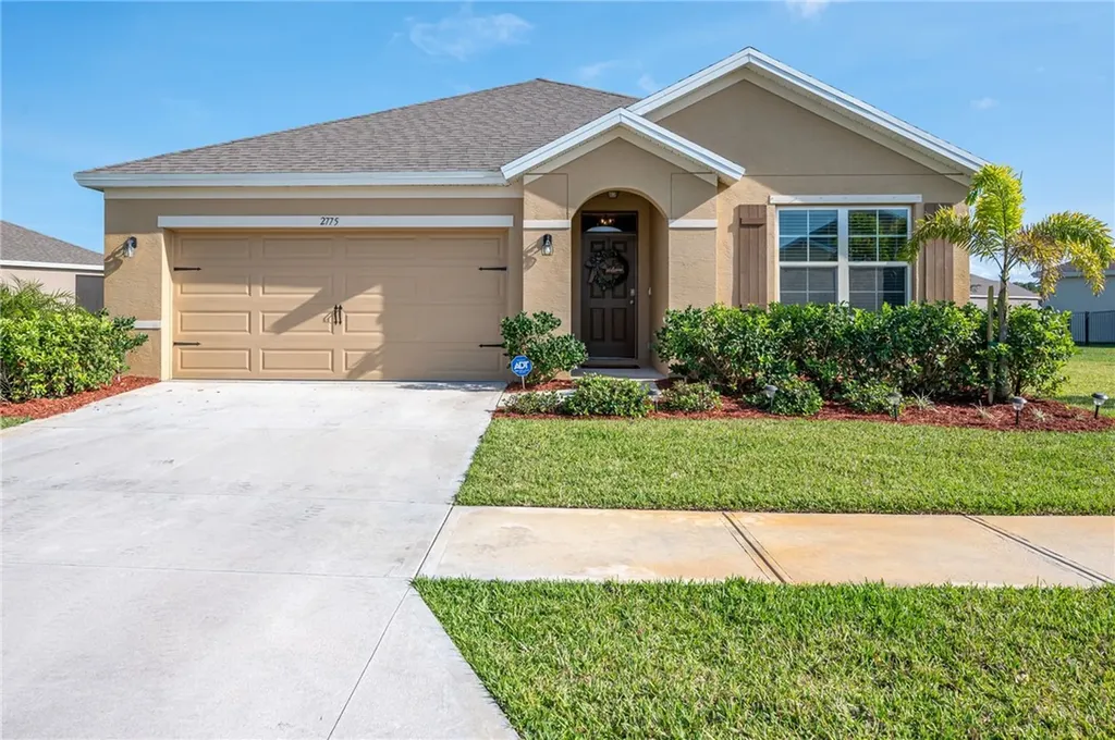 2775 Granville Manor SW Vero Beach FL 32968