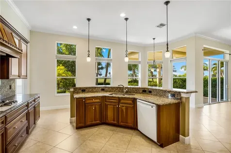 7561 S Village Square Vero Beach FL 32966