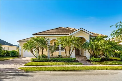 7561 S Village Square Vero Beach FL 32966
