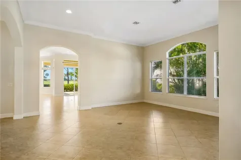 7561 S Village Square Vero Beach FL 32966