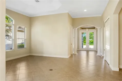7561 S Village Square Vero Beach FL 32966