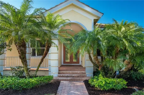 7561 S Village Square Vero Beach FL 32966