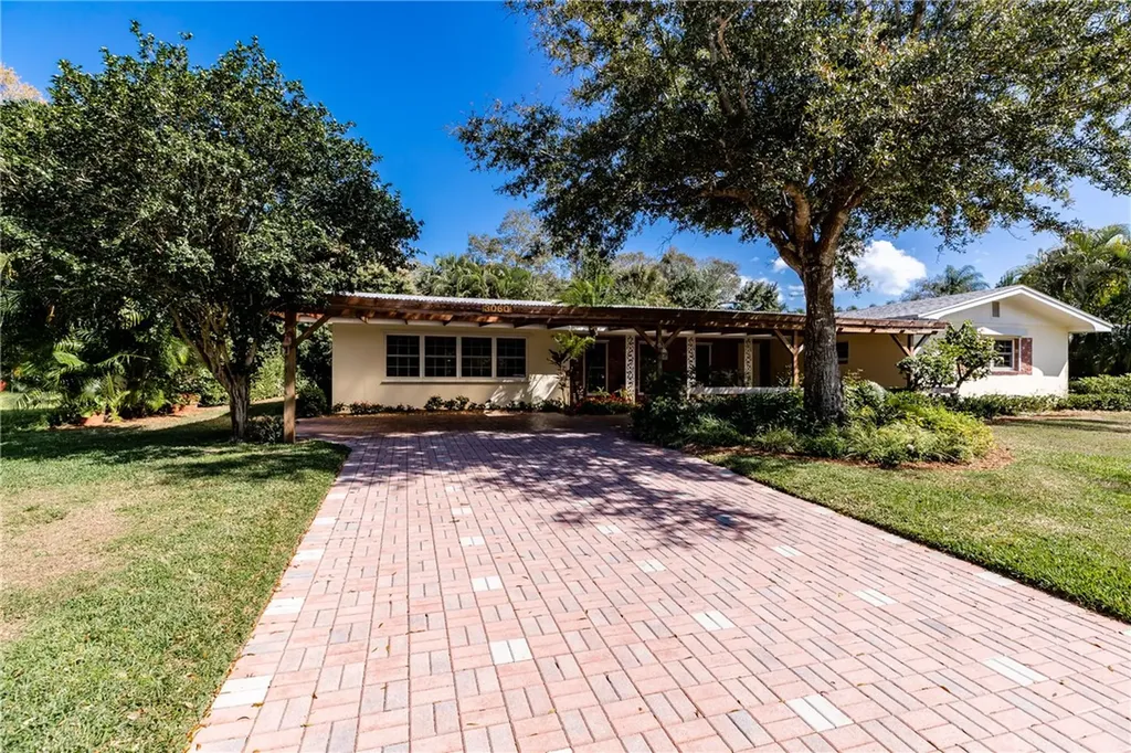 3060 11th Avenue Vero Beach FL 32960