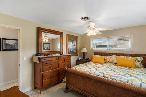 2625 52nd Avenue Vero Beach FL 32966