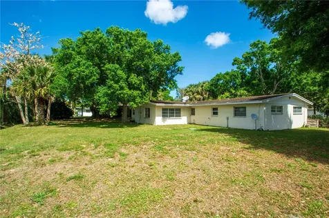 2625 52nd Avenue Vero Beach FL 32966