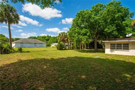 2625 52nd Avenue Vero Beach FL 32966