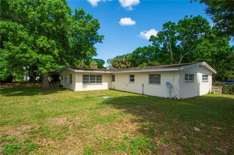 2625 52nd Avenue Vero Beach FL 32966