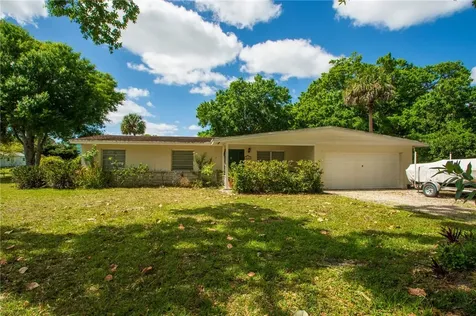 2625 52nd Avenue Vero Beach FL 32966