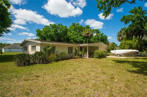 2625 52nd Avenue Vero Beach FL 32966