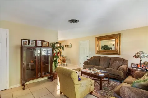2625 52nd Avenue Vero Beach FL 32966