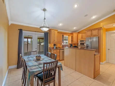 405 12th Street SW Vero Beach FL 32962