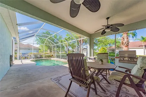 7667 15th Street Vero Beach FL 32966