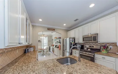 7667 15th Street Vero Beach FL 32966