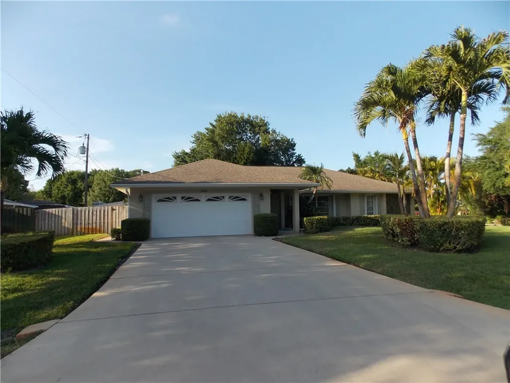 1400 5th Place Vero Beach FL 32962