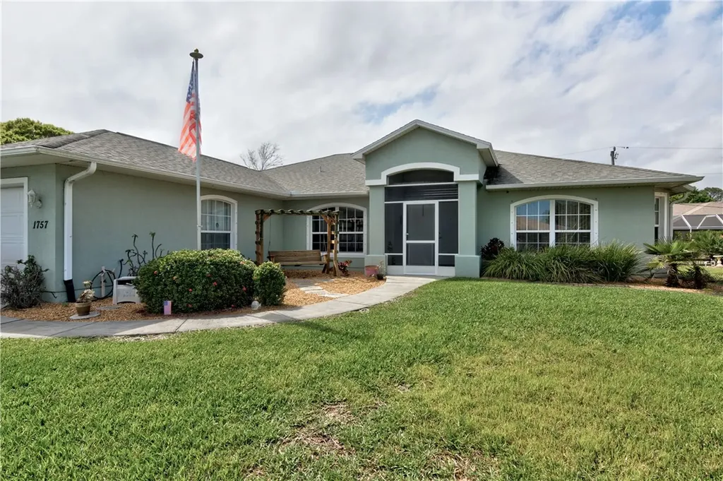 1757 Shakespeare Street Sebastian FL 32958