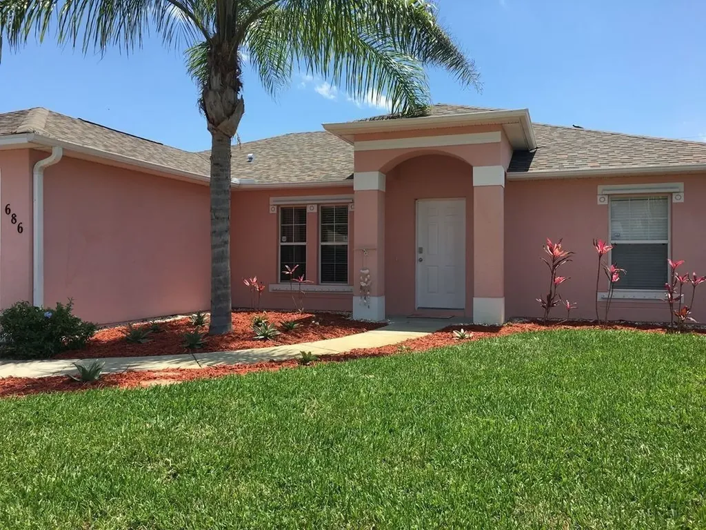 686 Atlantus Terrace Sebastian FL 32958