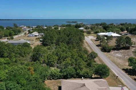 3940 10th Street Micco FL 32976