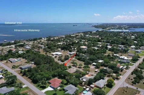 3940 10th Street Micco FL 32976