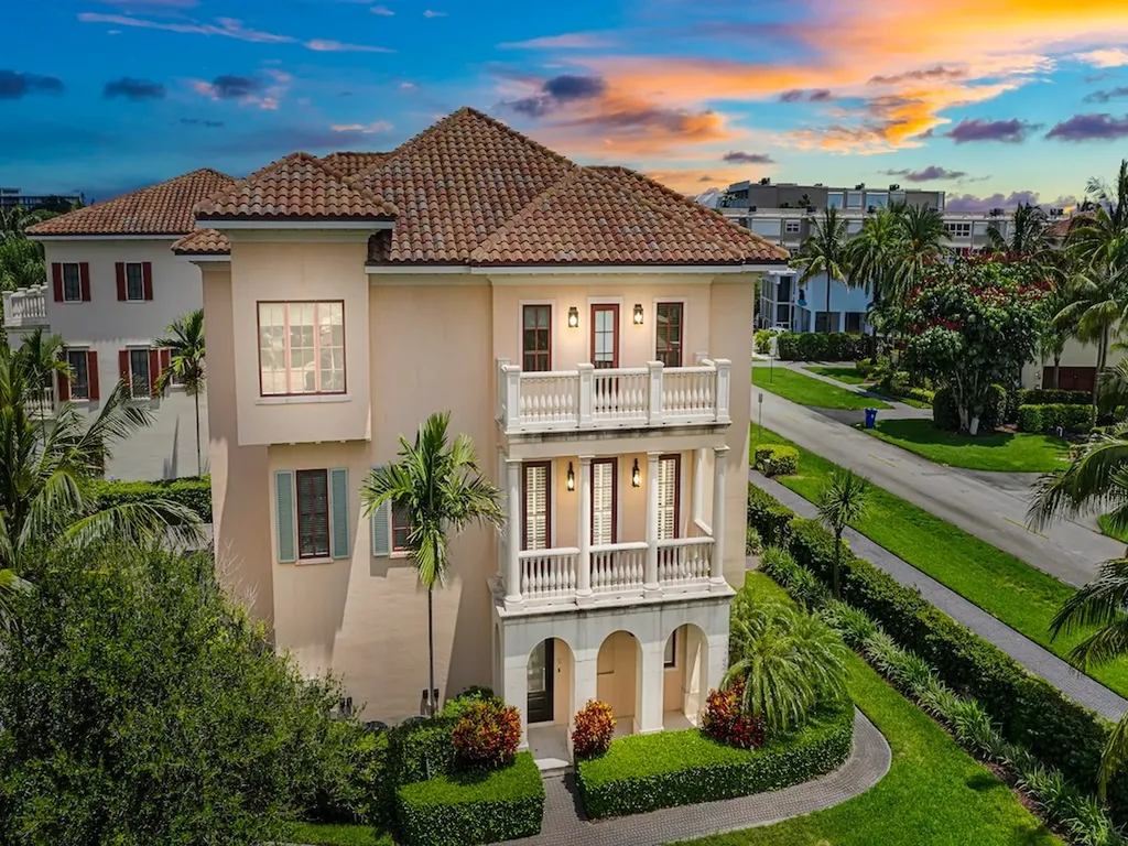 1501 Ocean Drive Vero Beach FL 32963