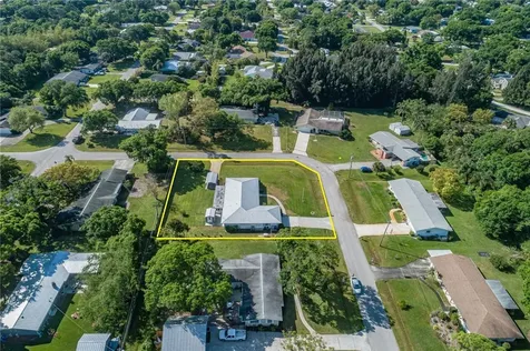 1026 22nd Court Vero Beach FL 32960