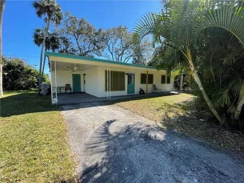 1650 4th Court Vero Beach FL 32960