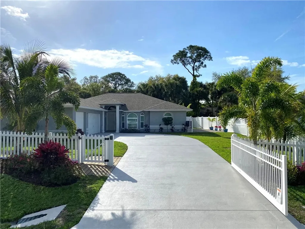 1526 Stonecrop Street Sebastian FL 32958
