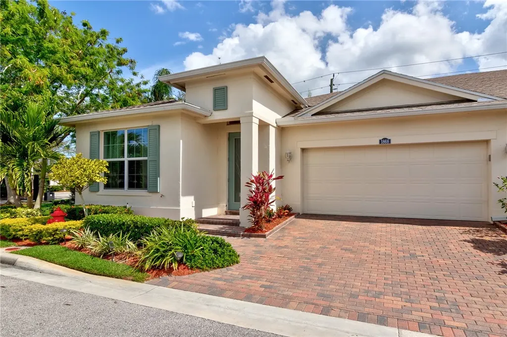 1868 Oak Grove Court Vero Beach FL 32966