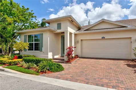 1868 Oak Grove Court Vero Beach FL 32966