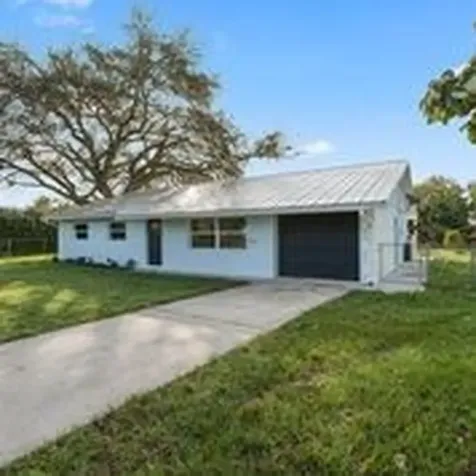 3514 Roselawn Boulevard Fort Pierce FL 34982