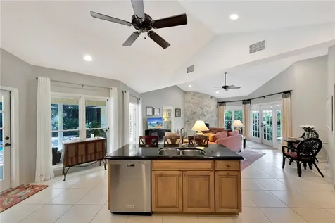 1755 Pelican Way Vero Beach FL 32963