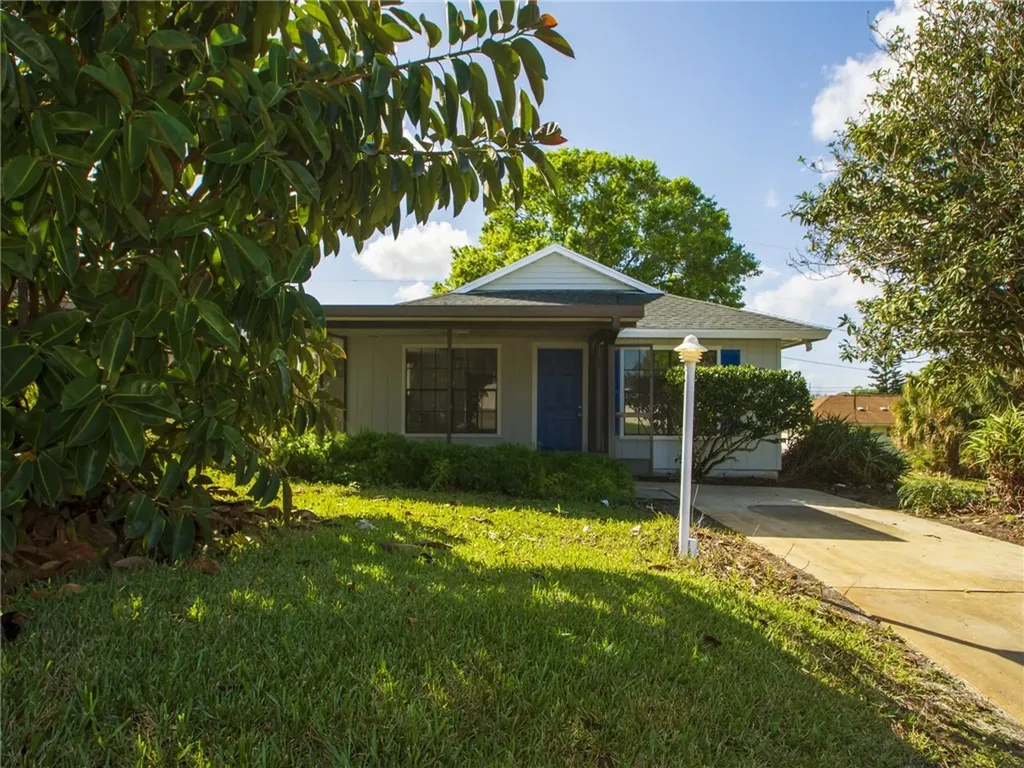 343 14th Place SW Vero Beach FL 32962