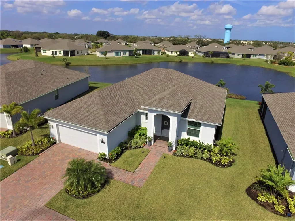 1546 Segovia Circle Vero Beach FL 32966