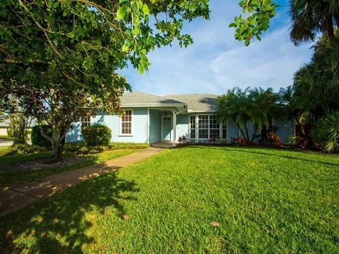144 40th Court Vero Beach FL 32968