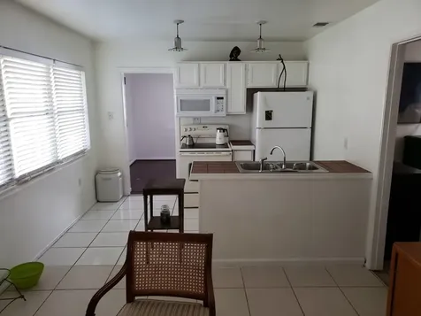 1670 5th Court Vero Beach FL 32960
