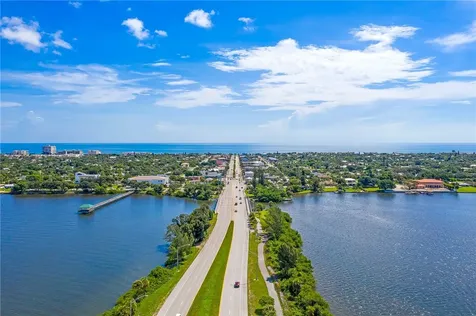 227 6th Avenue Indialantic FL 32903