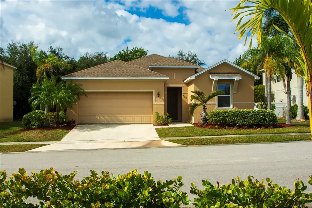 785 Carriage Lake Way Vero Beach FL 32968
