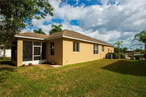 785 Carriage Lake Way Vero Beach FL 32968