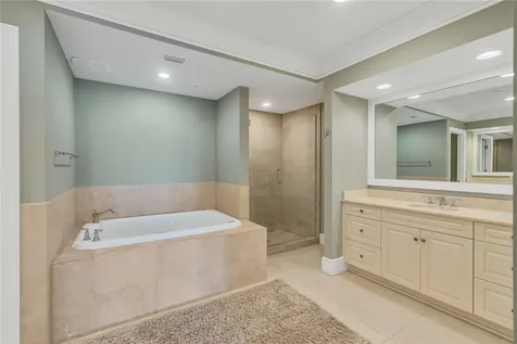 7 Royal Palm Pointe Vero Beach FL 32960