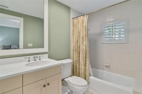 7 Royal Palm Pointe Vero Beach FL 32960